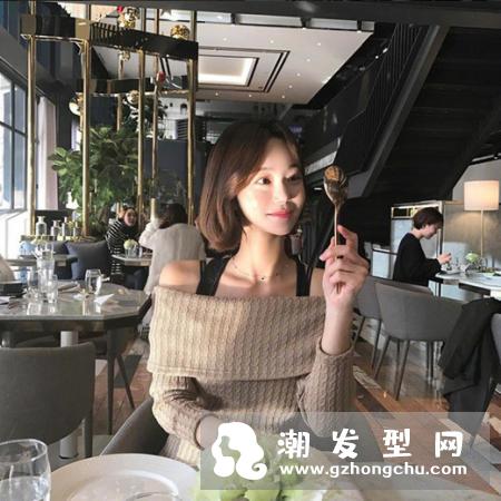 小脸适合烫什么发型 适合什么短发