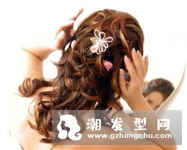 秋季护法新思路 打造莹润秀发跟我学