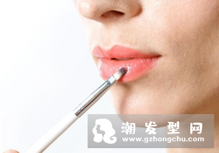 唇刷怎么用 怎么清洗