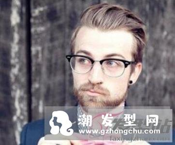 戴眼镜的男生适合什么发型 选对发型才显帅气斯文