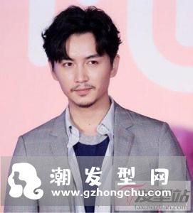 轻熟男适合什么短发 这几款稳重帅气散发成熟魅力