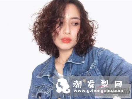 复古嬉皮卷强势侵袭中 只要这样卷绝对有型！