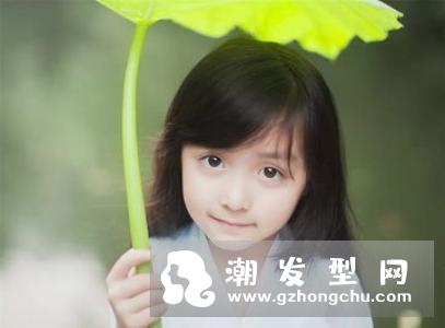 脸过敏发红痒用什么洗脸好 可以用盐水洗吗