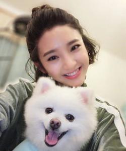 丸子头怎么扎简单好看 多样扎法变身可爱小精灵