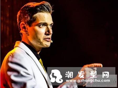 好看的发型男 男生必剪帅气发型推荐
