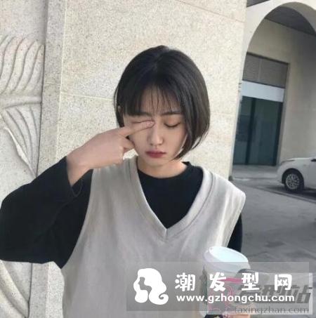 适合学生党的发型女 空气刘海波波头只有学生才能驾驭