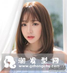 齐肩内扣梨花头 甜美女生短发