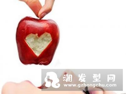 三个洗头的错误观念 春夏头发护理须知