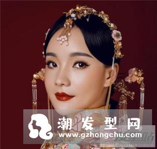 中式新娘盘发和韩式新娘盘发哪个好看 不同风格盘发打造不一样的美感