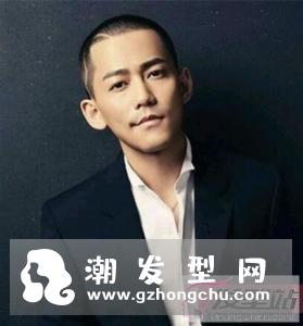 短头发男生发型社会头 剪个性短发做时尚社会人