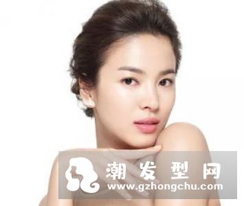 nyx16色眼影真假对比图片 遮瑕盘用什么刷子