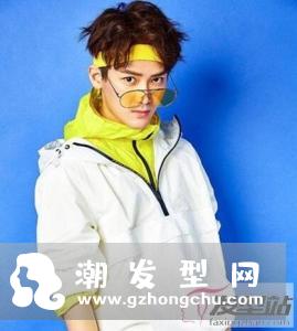 适合发带的男生发型 帅气干练运动男必备