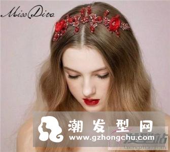绝美新娘披肩发发型 法式优雅浪漫尽显