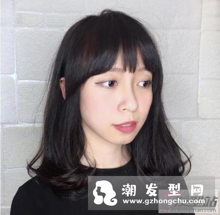 女生不可错过的外翻卷发小脸术 层次感卷发让你的脸型瞬间小一寸