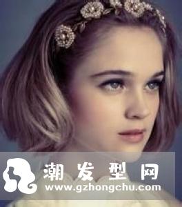 亚麻色头发怎么染 染发真的能显白吗