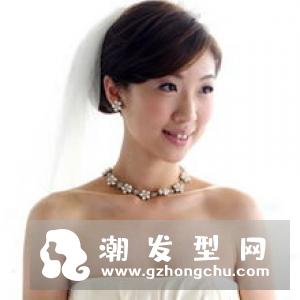 简单新娘盘发发型 欧美风盘发低调中不失奢华