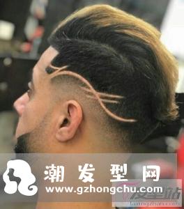 男士渐变Fade发型 搭配刻痕酷炫有型