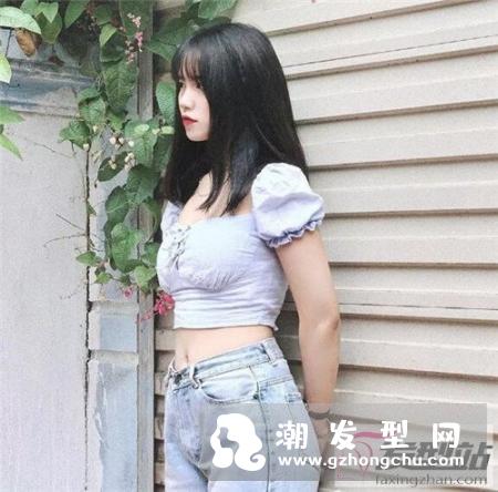 斩男“锁骨发”正流行 甜美撩人超级chic
