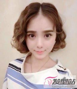 女生短发波浪卷 瞬间美出新高度