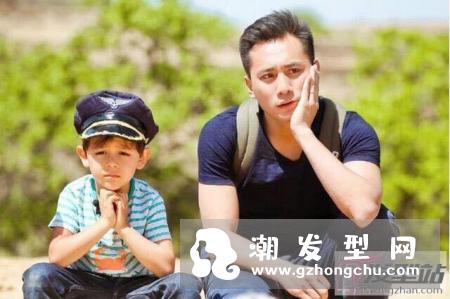 m型发际线的男生发型 学M型发际线男星这样选发型就对了