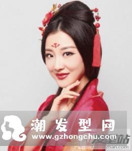 超美古装新娘发型 散发端庄古典贵气