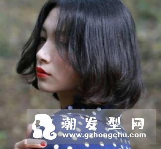泰迪卷中长发发型 富含弹性极具动感