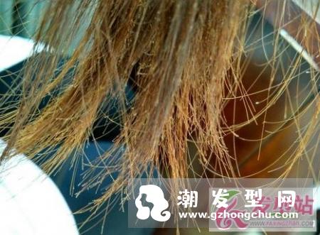 头发开叉是什么原因怎么办 头发开叉修复有效方法