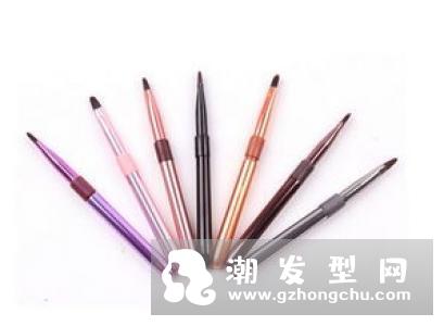 唇刷怎么用 怎么清洗