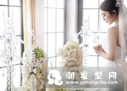 拍婚纱照染什么颜色头发 提前多久染比较好