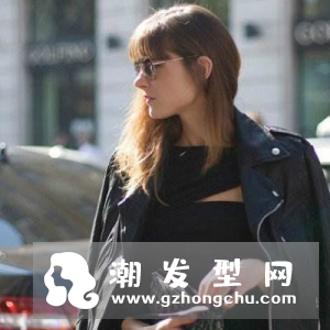 披肩发怎么扎好看 简单好看的扎头发型图片