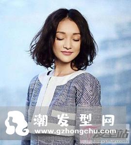 短发梨花头怎么烫好看 这么烫更修颜减龄