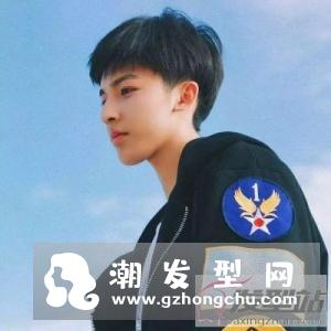 男生齐刘海发型有哪些 可帅可甜打造男神范