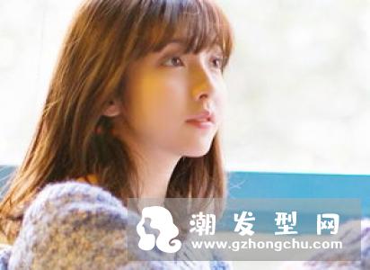 女生C卷烫发发型 彰显十足淑女范
