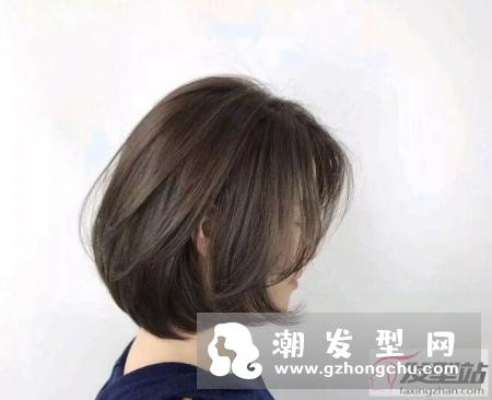 最减龄的波波头短发 简单干练气质绝佳