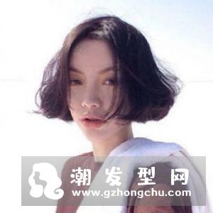 18岁以上男士适合的发型 板寸侧分背头一道杠