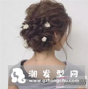 鲜花头饰新娘发型图片 浪漫程度不是一般的美