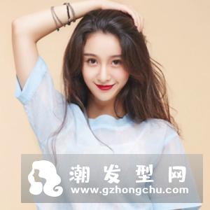 颧骨高适合什么发型 中长卷发显气质
