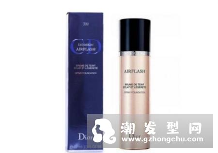 迪奥2018春季新粉底液012号试色 多少钱