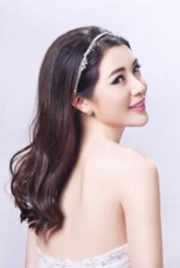 复古新娘发型 年代感更有古韵