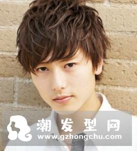 男士巧克力色染发发型 变成暖男就是这么简单