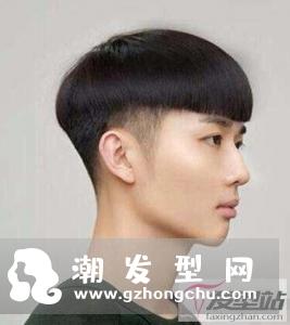 男生剪西瓜头好看吗 简约时尚不乏呆萌感