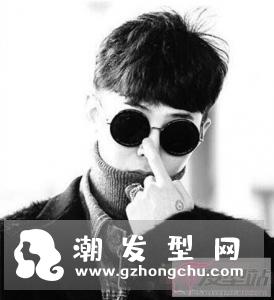 男生剪西瓜头好看吗 简约时尚不乏呆萌感