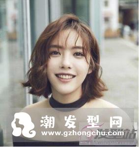 天生自然卷剪什么短发 扬长避短做时尚俏佳人