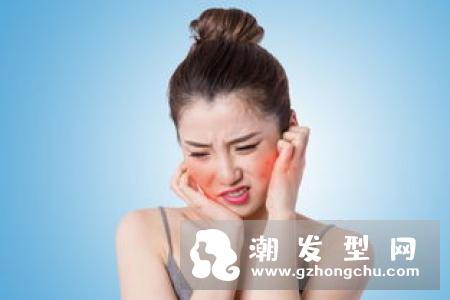 头发特别容易油怎么办 是湿气重吗