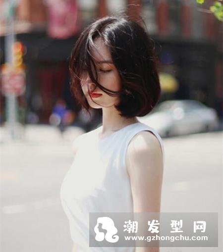 中分发型适合什么脸型的女生 气质短发有哪些