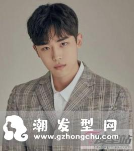 男生发际线高留什么发型 8款短发拯救颜值不再烦恼