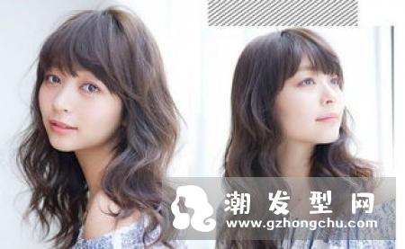 适合上班女士的中长卷发造型 眉上棉花糖卷发吹干就很有型