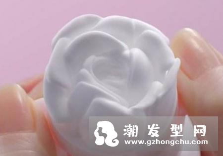 洁面泡沫能卸妆吗 可以带上飞机吗