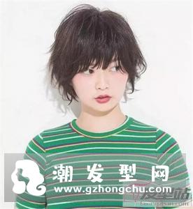 2018流行什么发型 气质纹理感短卷发