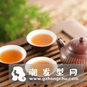 茶水洗头发的正确方法 可以和洗发水一起用吗